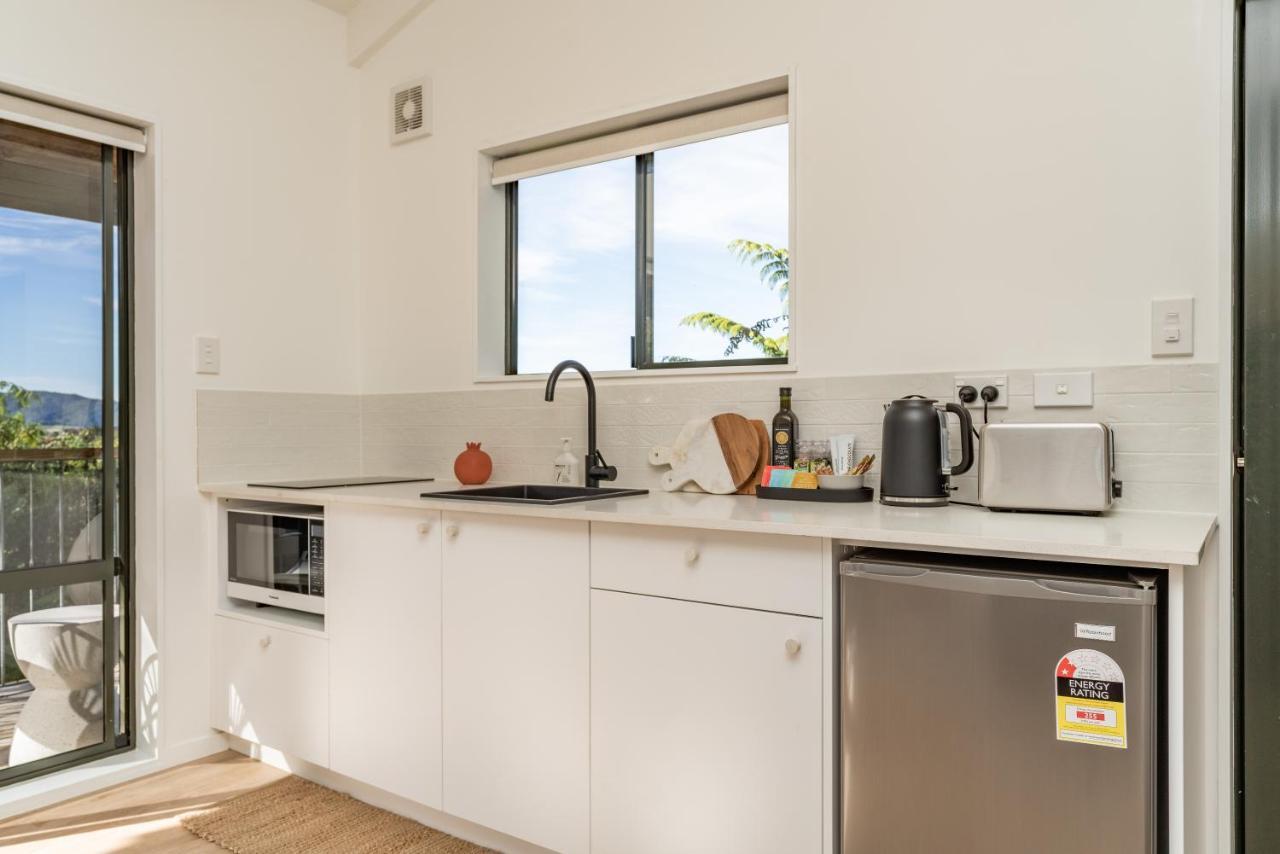 Tui & Nikau Cabins Mangawhai Εξωτερικό φωτογραφία